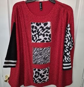 Berek Red Textured Crinkle Top Sz 1 Animal Print